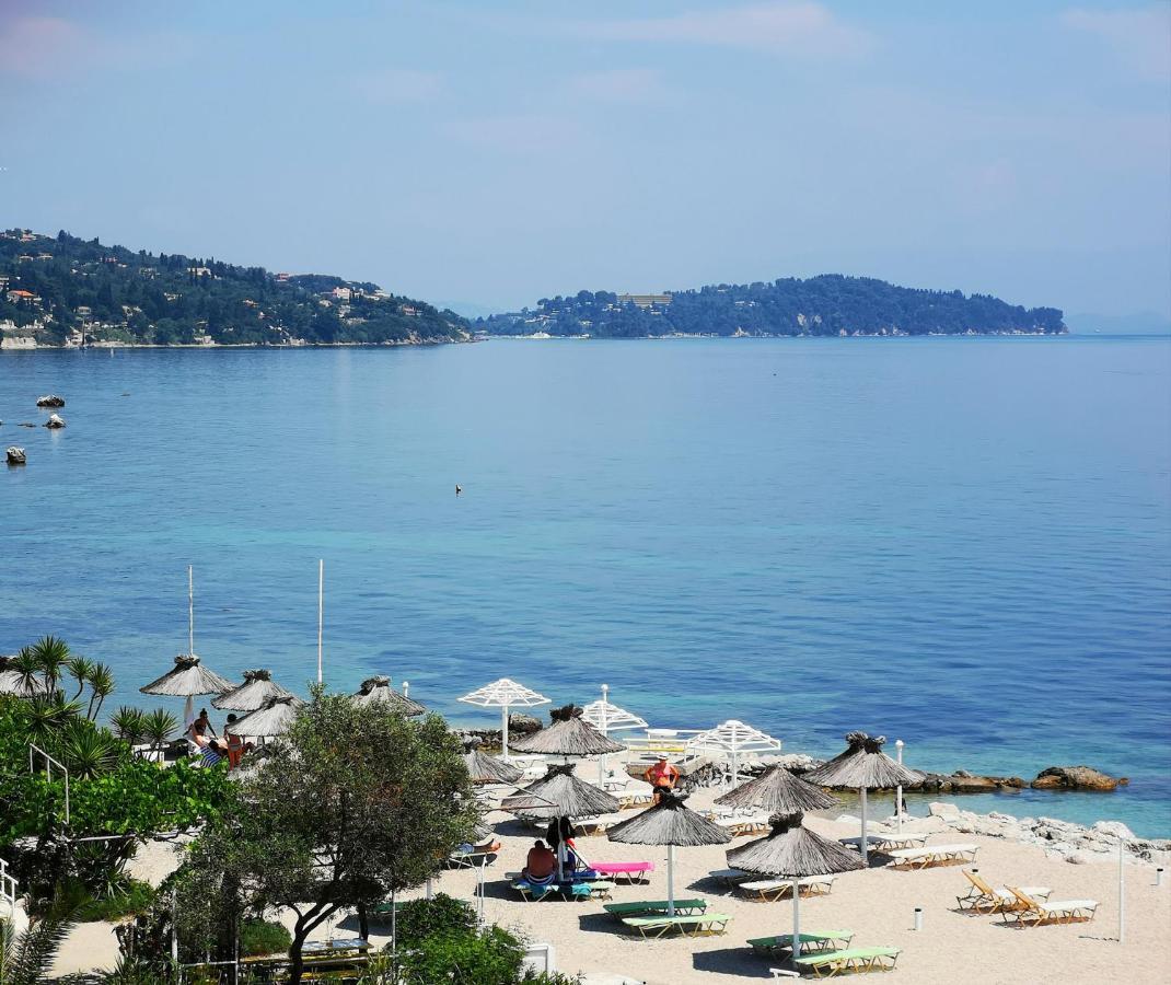 Nikoli Benitses (Corfu)
